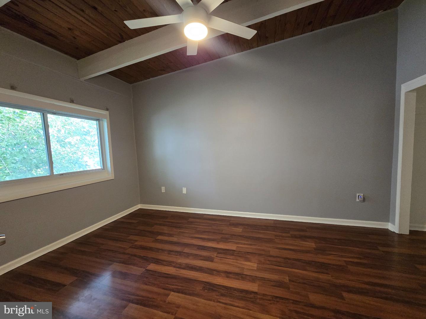 1702 Hannon St #203 Property Photo 23