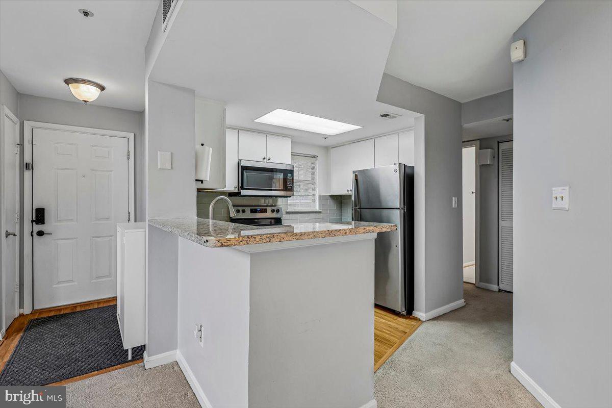 15706 Easthaven Ct #804 Property Photo 5