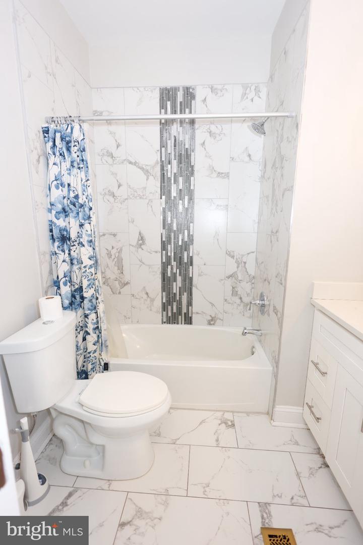 22907 Benjamin Banneker Blvd Property Photo 10