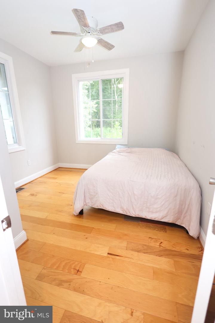 22907 Benjamin Banneker Blvd Property Photo 11