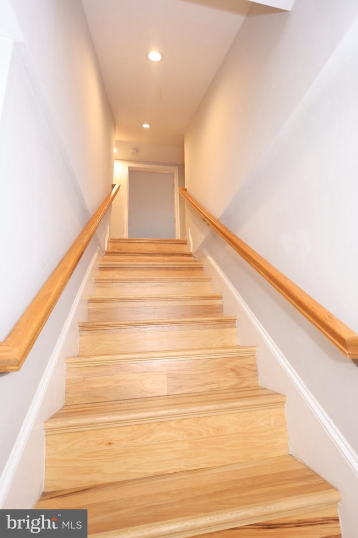 22907 Benjamin Banneker Blvd Property Photo 14