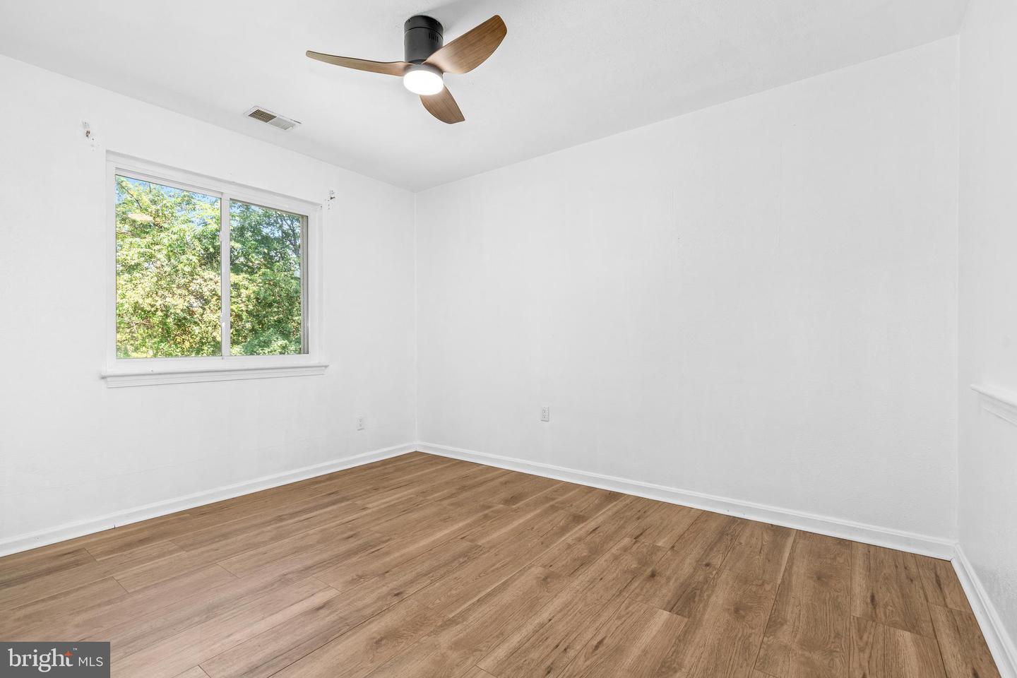 12814 Peace Dr Property Photo 14