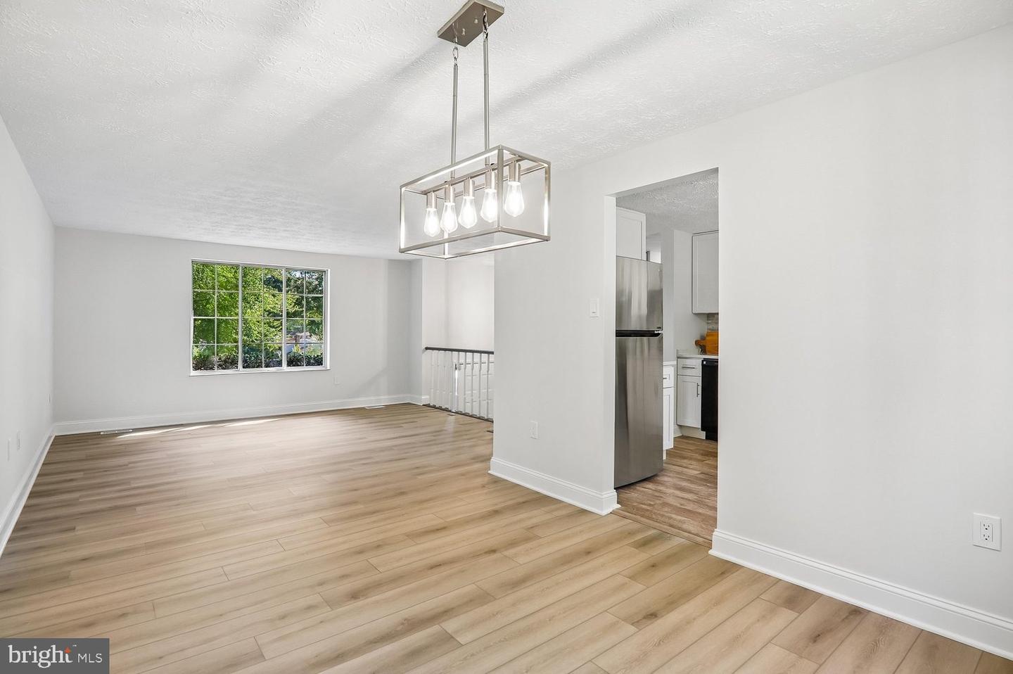 6612 Seward Rd Property Photo 11