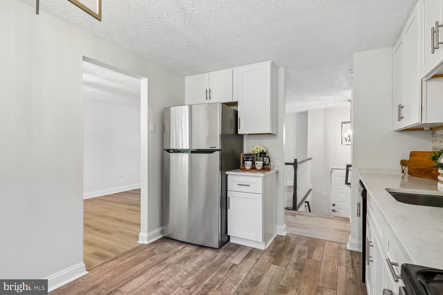 6612 Seward Rd Property Photo 15