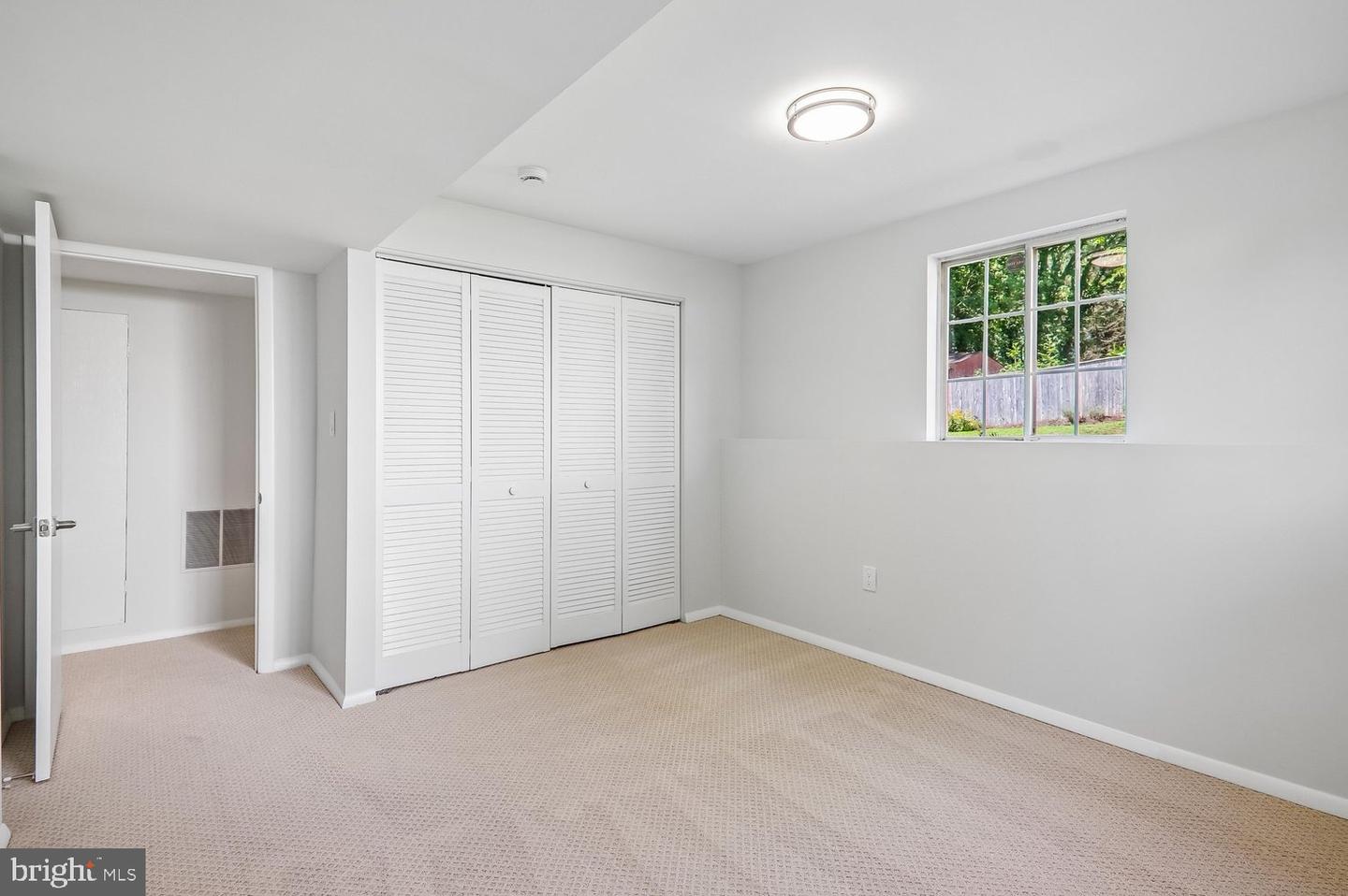 6612 Seward Rd Property Photo 23