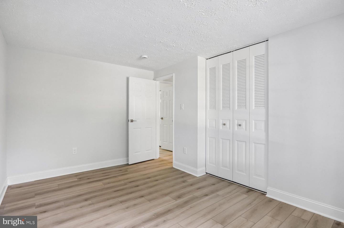 6612 Seward Rd Property Photo 25