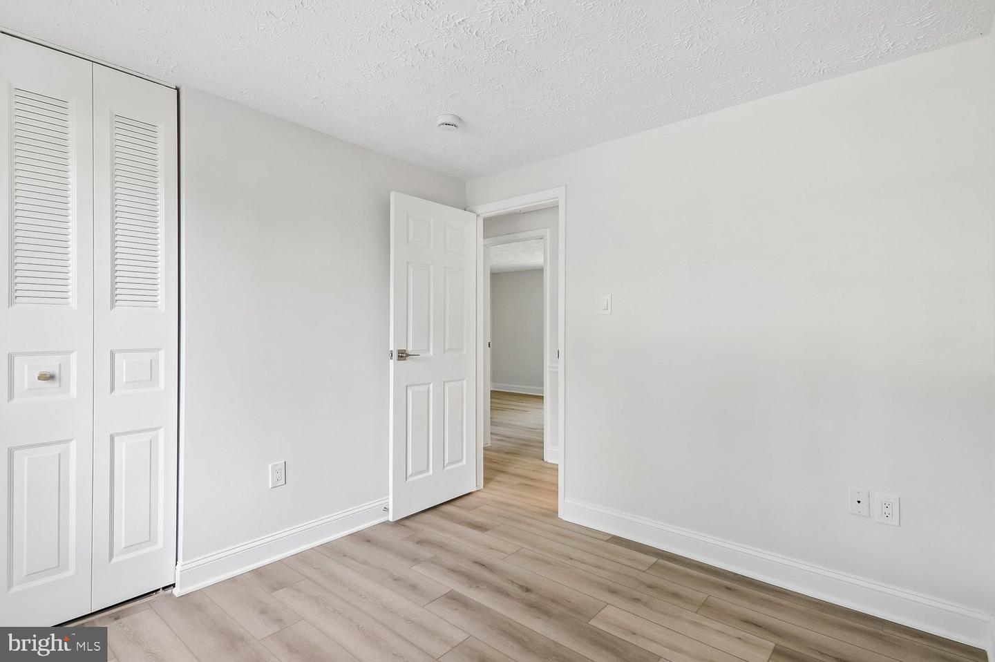 6612 Seward Rd Property Photo 27