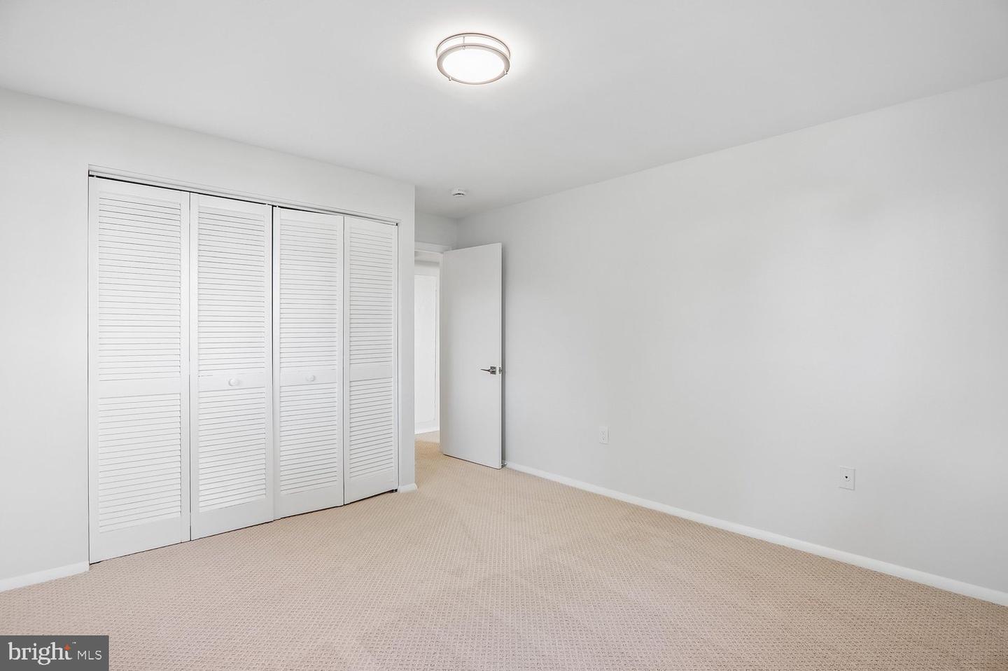 6612 Seward Rd Property Photo 34