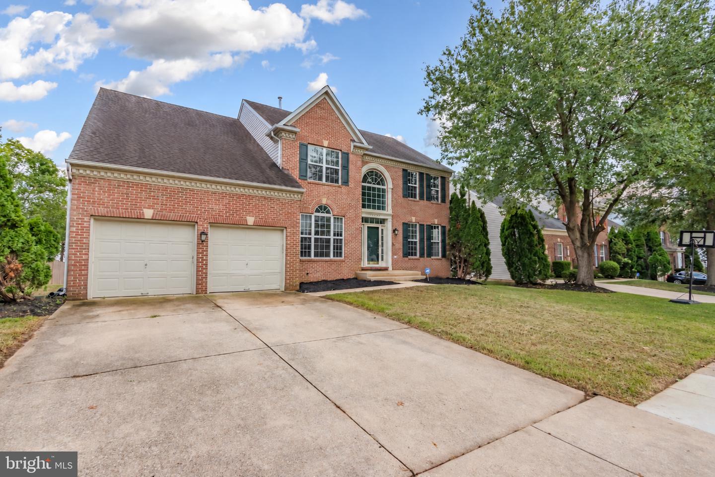 17107 Aspen Leaf Dr Property Photo 2
