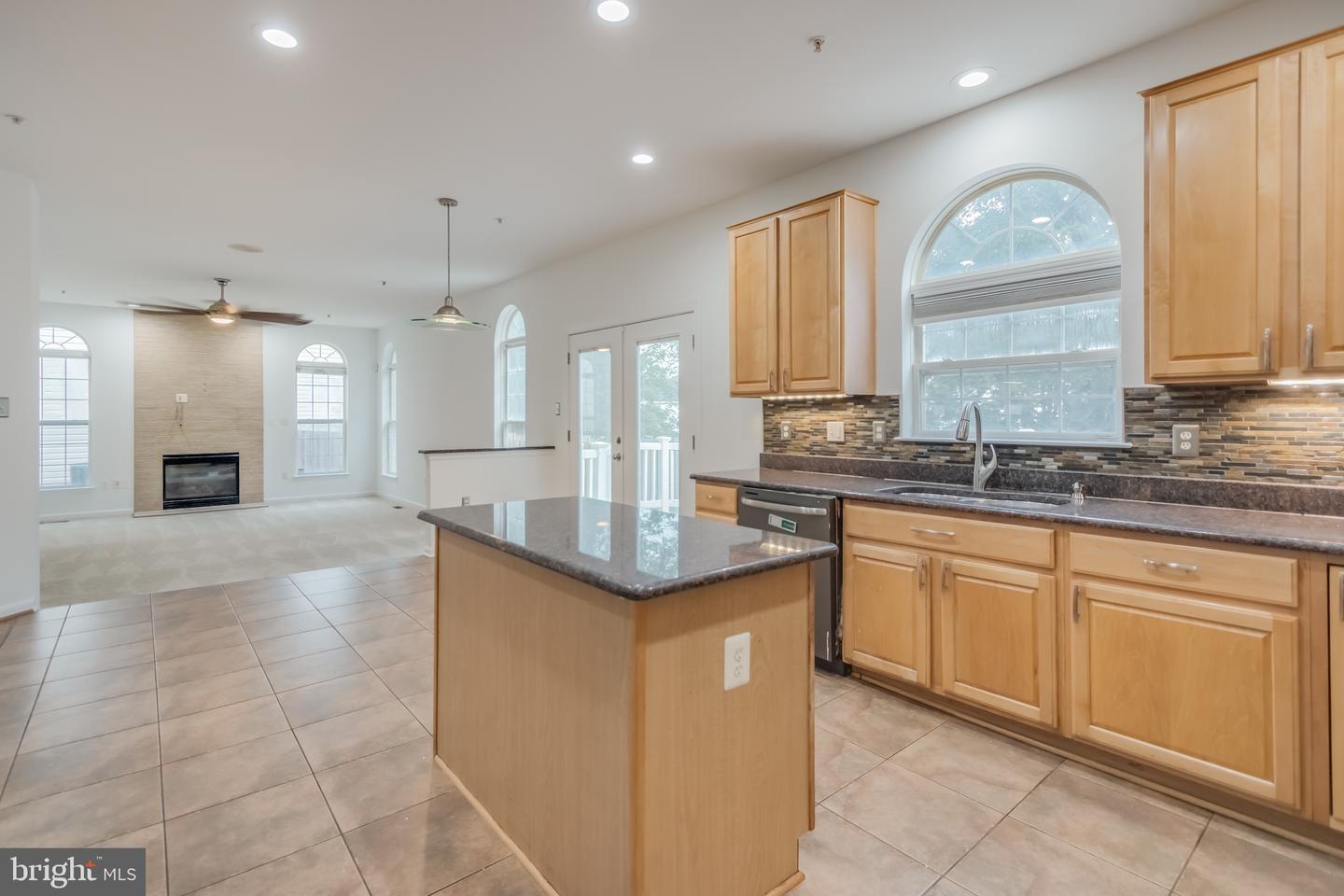 17107 Aspen Leaf Dr Property Photo 6