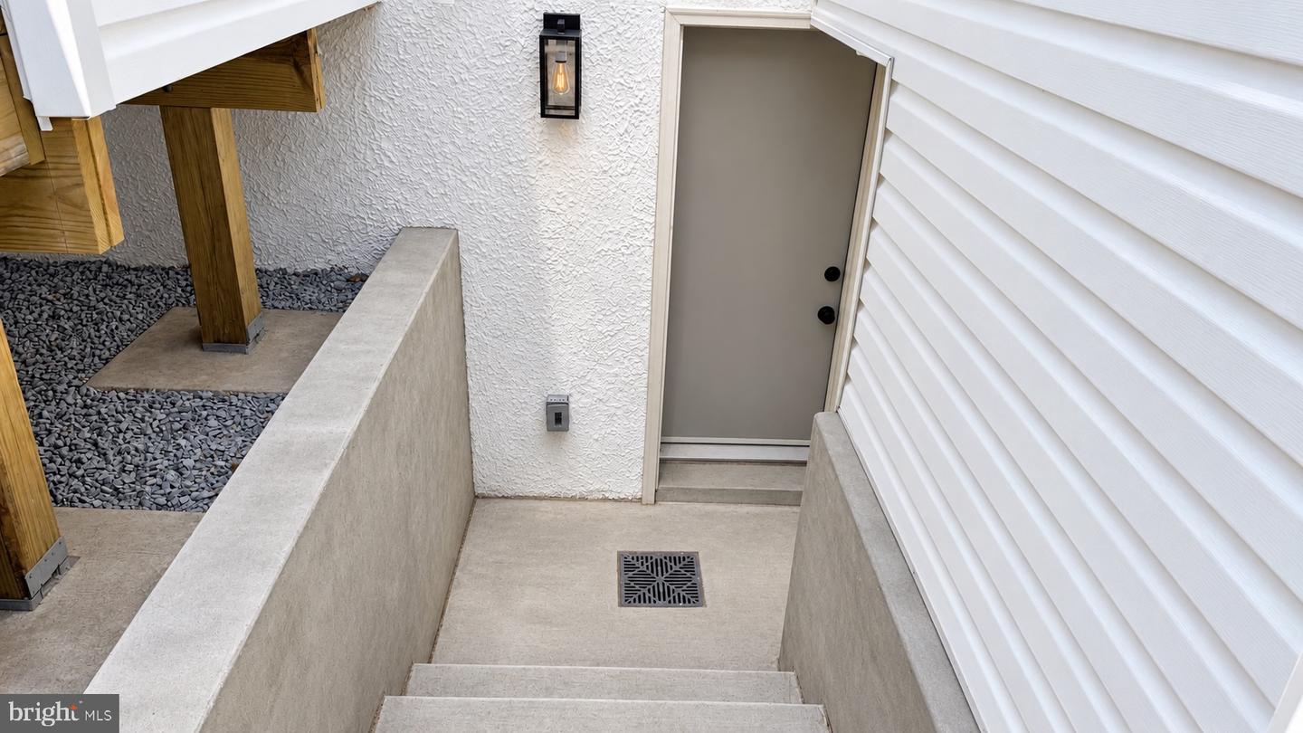 4321 Monroe St Property Photo 25