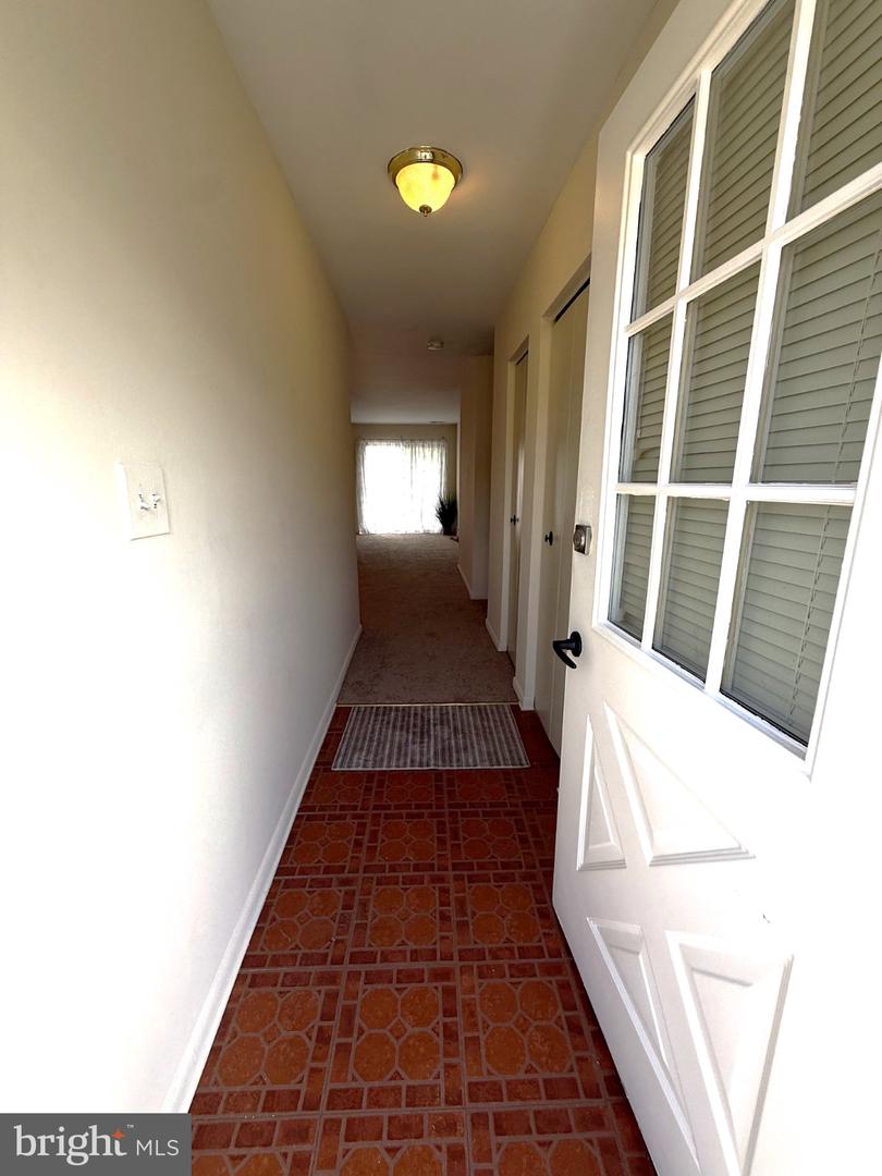 12319 Stonehaven Ln #t-16 Property Photo 2