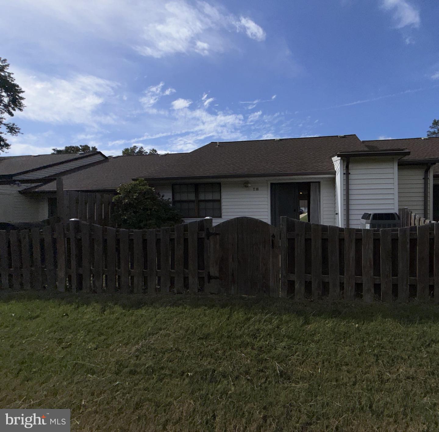 12319 Stonehaven Ln #t-16 Property Photo 15