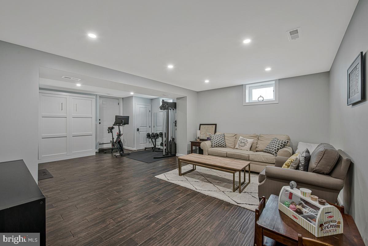 6212 Carrollton Ter Property Photo 39