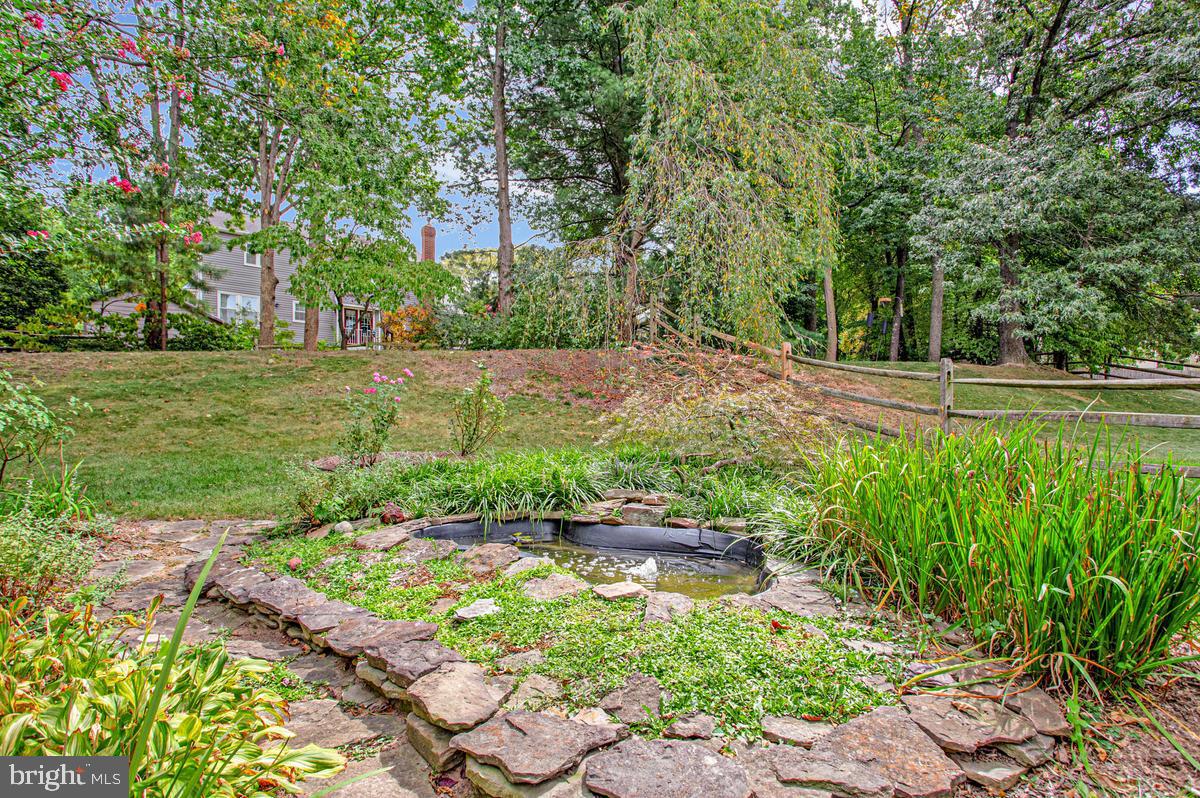 8401 Triple Crown Rd Property Photo 39