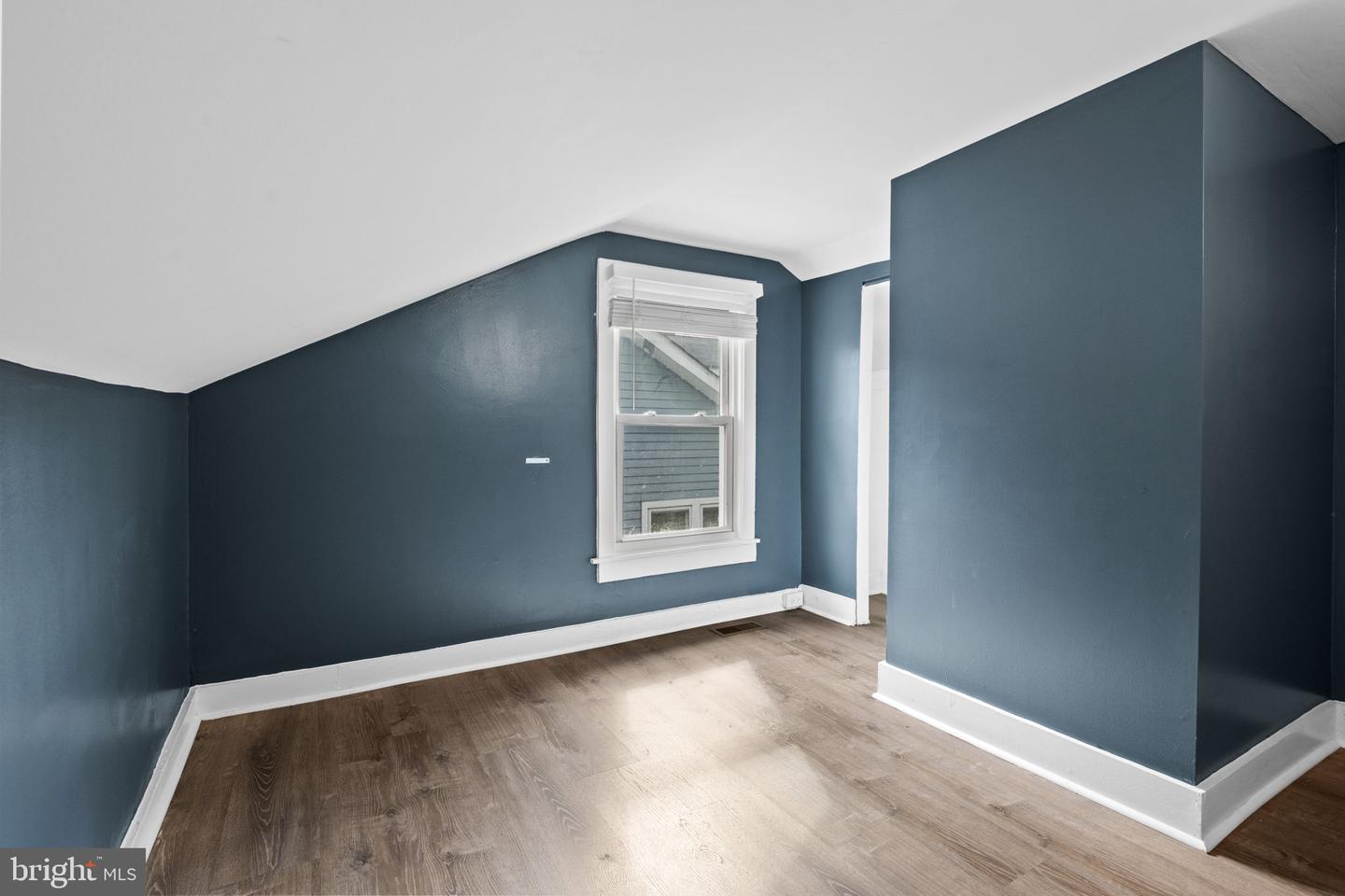 4004 Lawrence St Property Photo 16