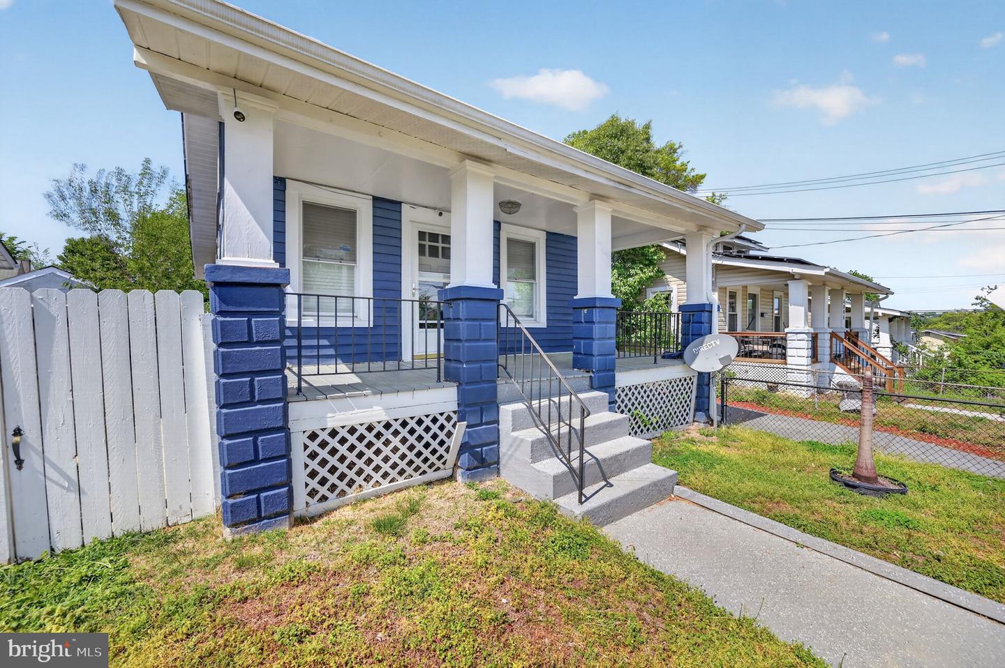 4004 Lawrence St Property Photo 31
