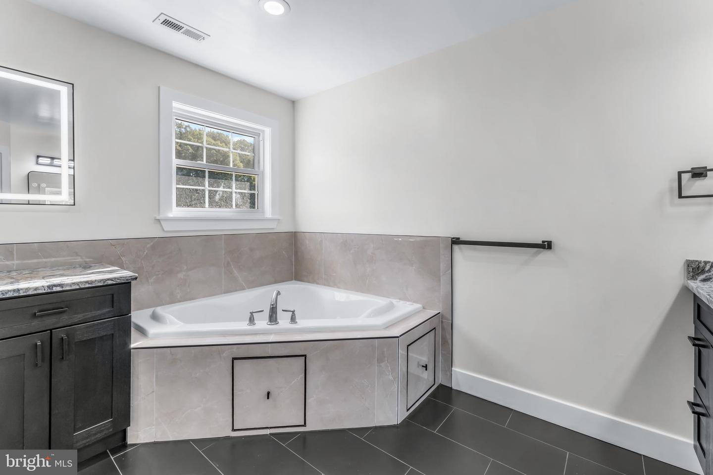 101 Stan Fey Dr Property Photo 25