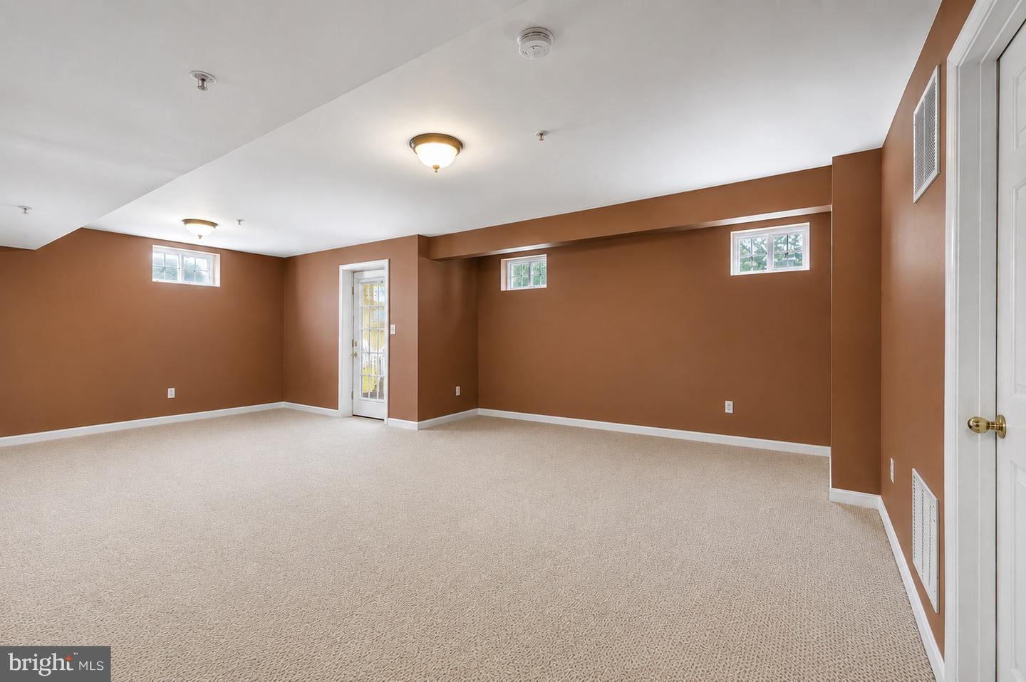 1303 Northern Lights Dr Property Photo 31