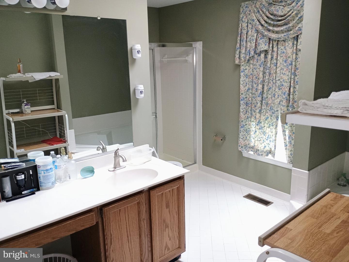 9613 Bald Hill Rd Property Photo 3