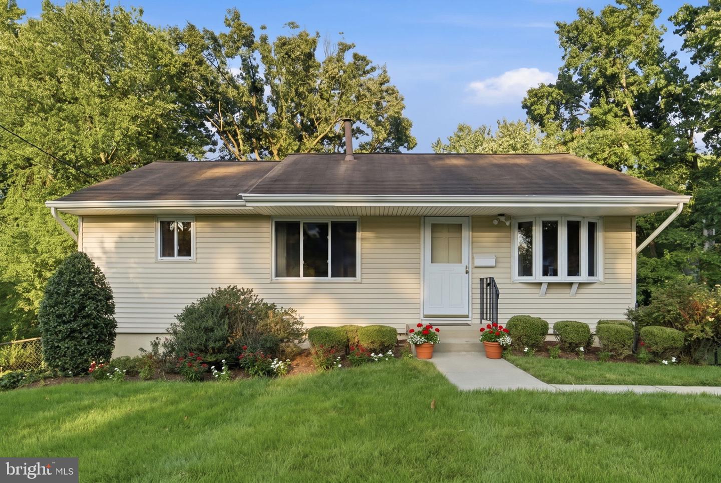 5607 Haddon Dr Property Photo 2