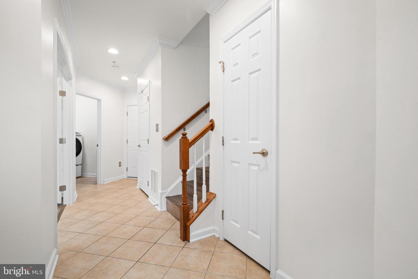 6232 Walbridge St Property Photo 6