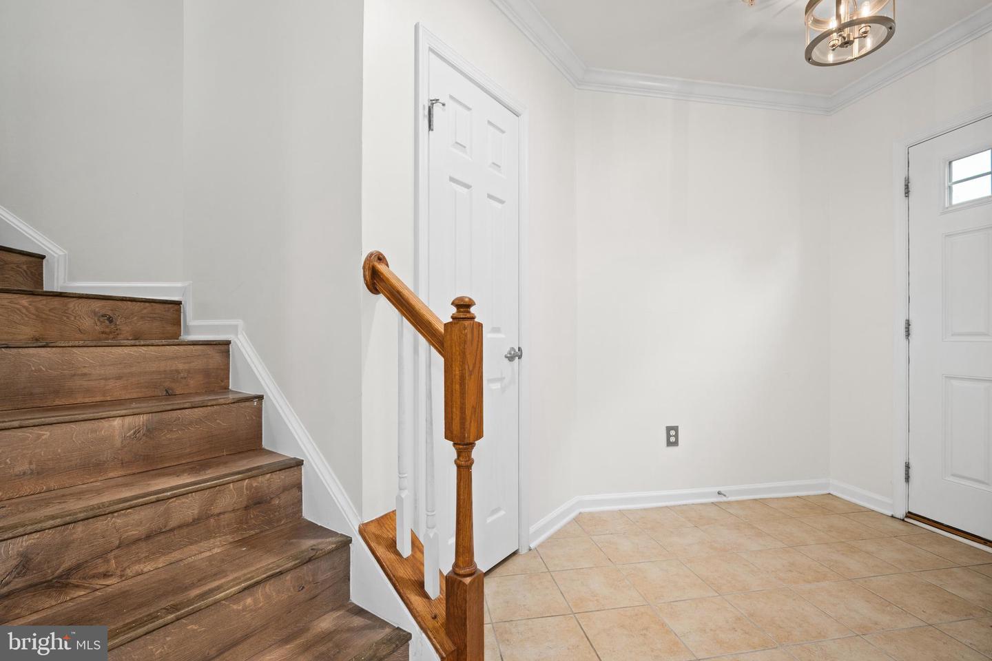 6232 Walbridge St Property Photo 10