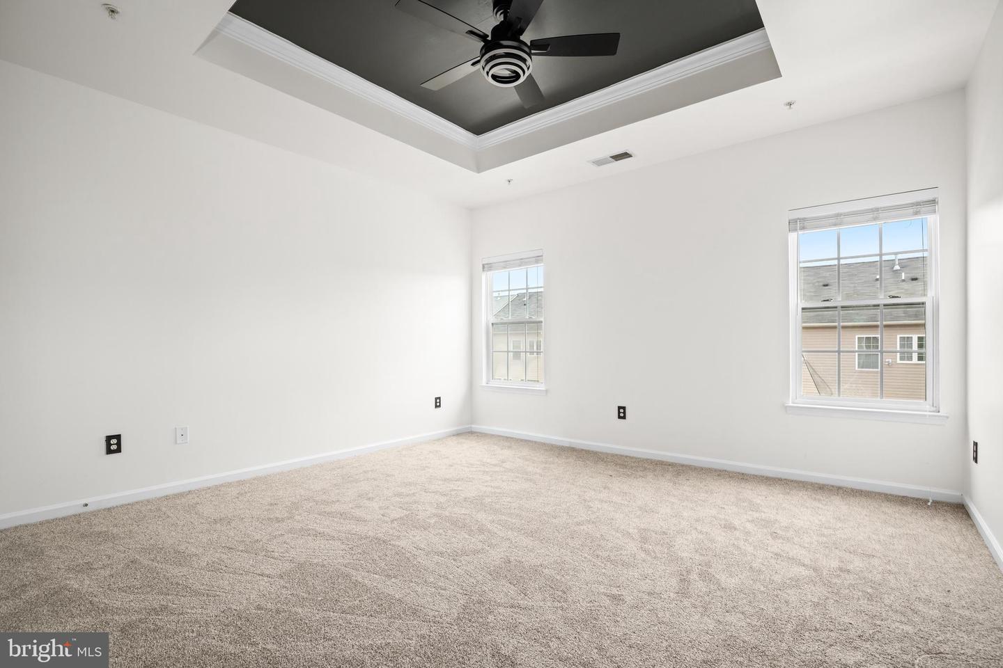 6232 Walbridge St Property Photo 28