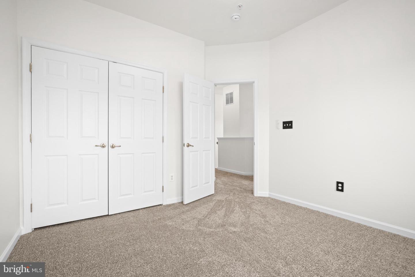 6232 Walbridge St Property Photo 37