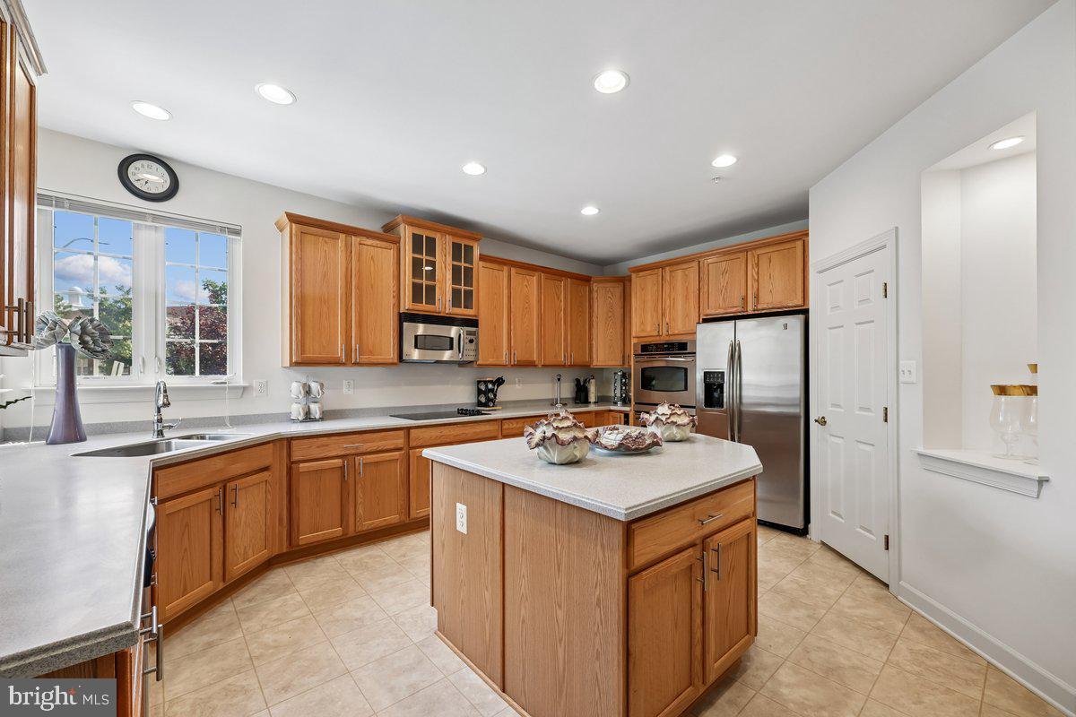 7314 Caledon Ct Property Photo 27