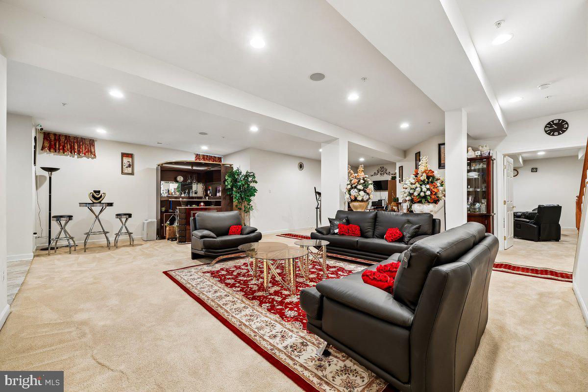 7314 Caledon Ct Property Photo 53