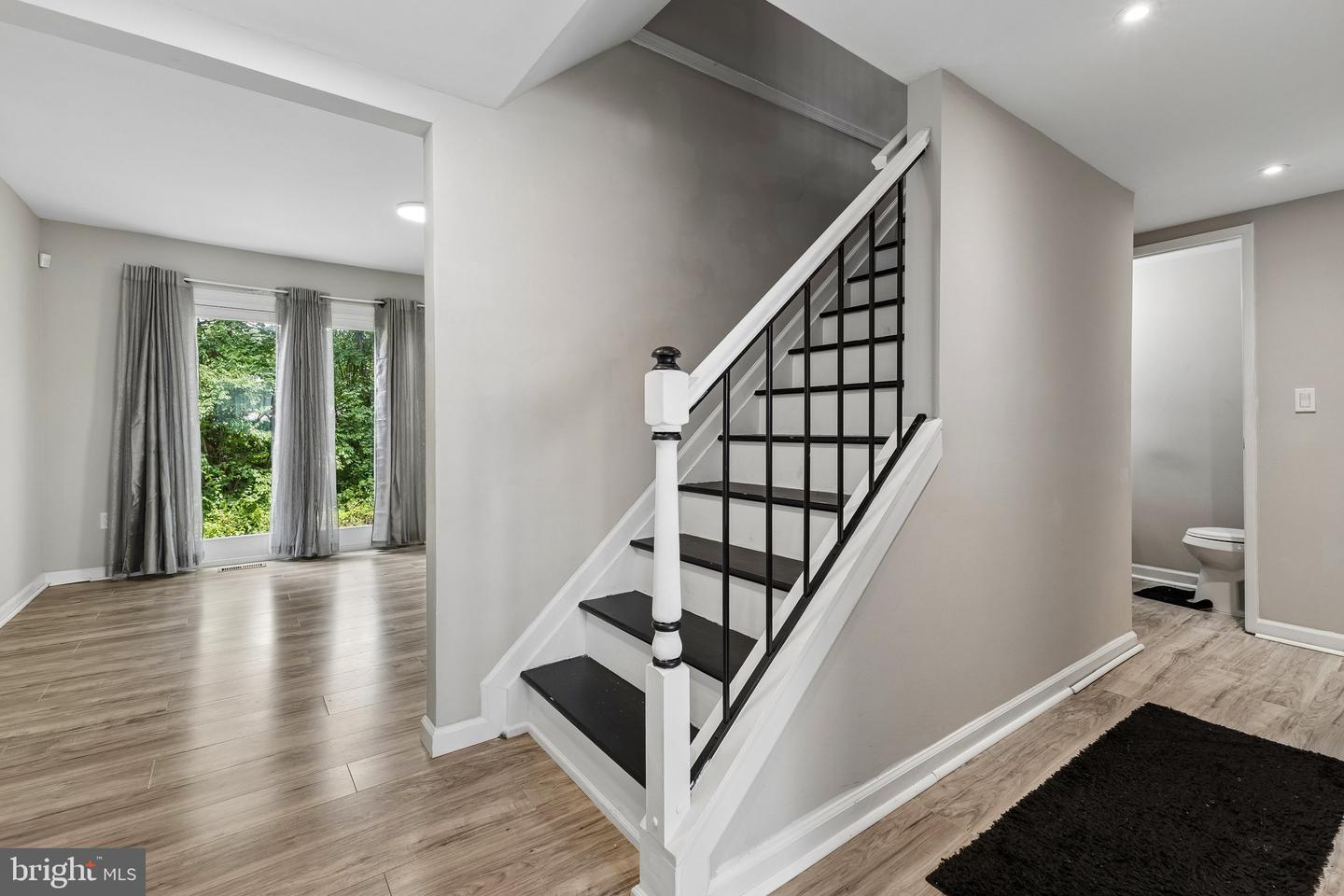 7007 Palamar Ter Property Photo 4
