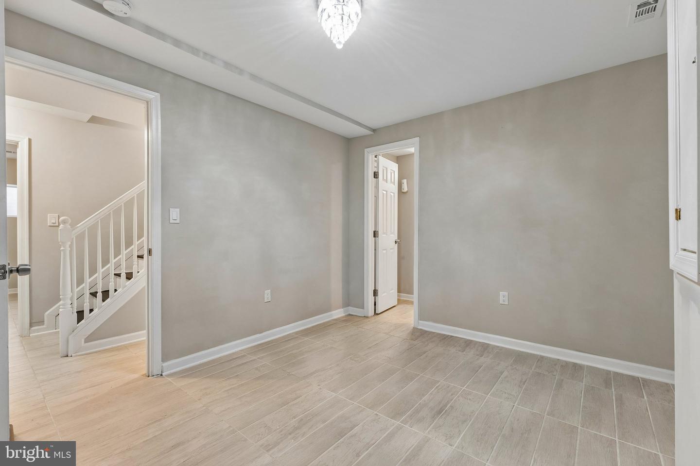 7007 Palamar Ter Property Photo 18