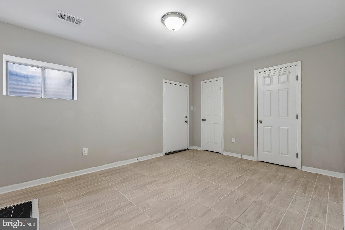 7007 Palamar Ter Property Photo 23