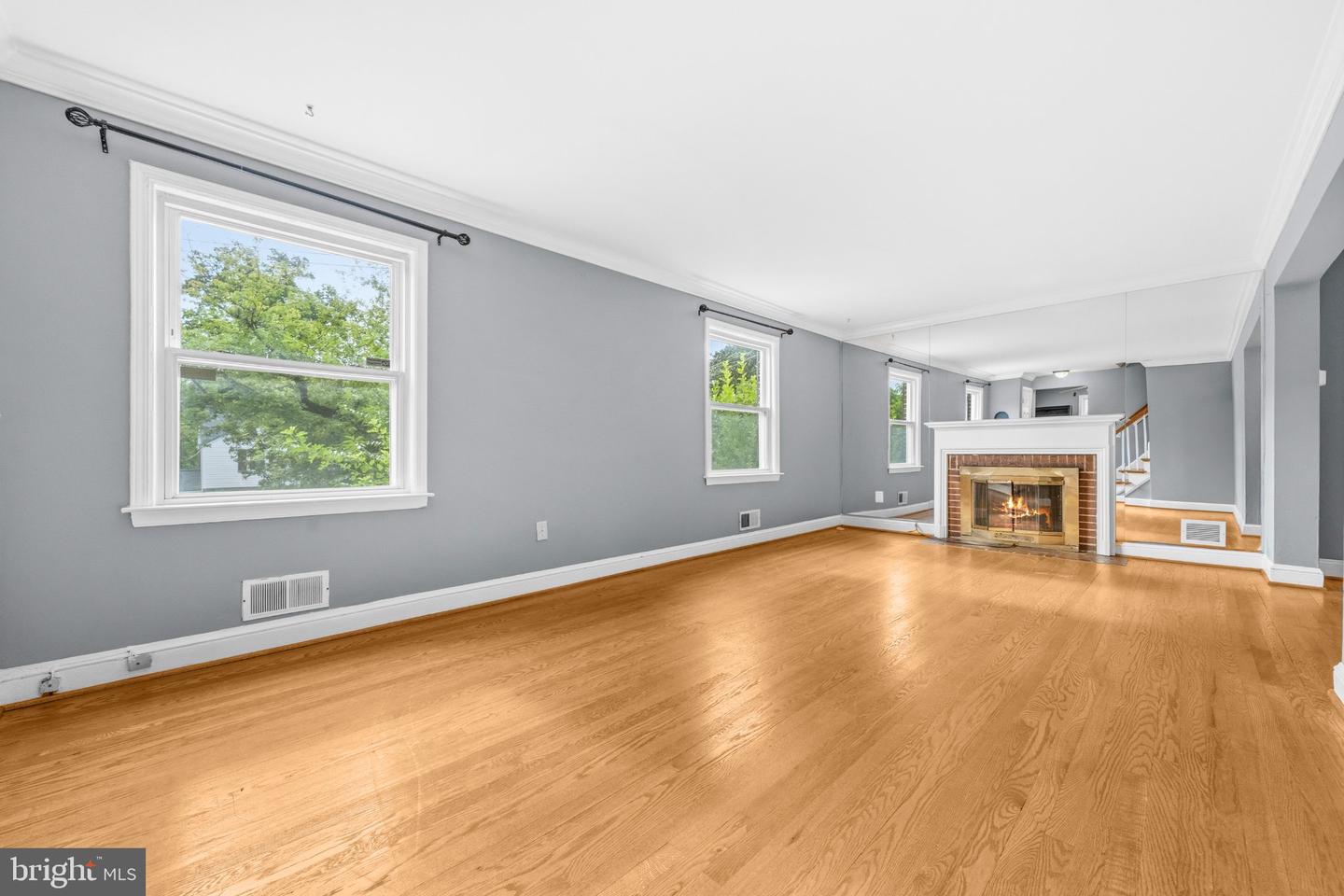 2420 59th Property Photo 5