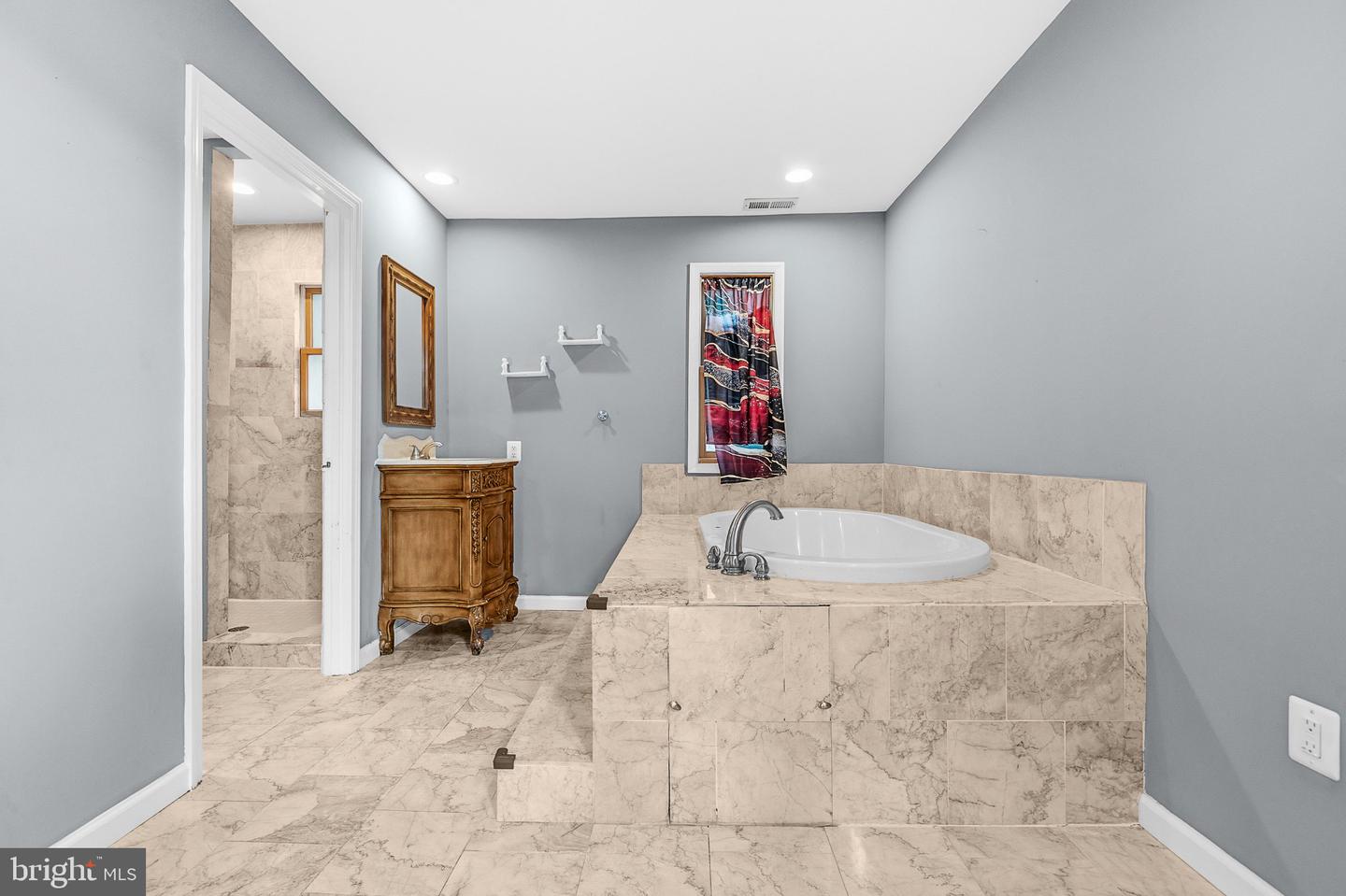 2420 59th Property Photo 20