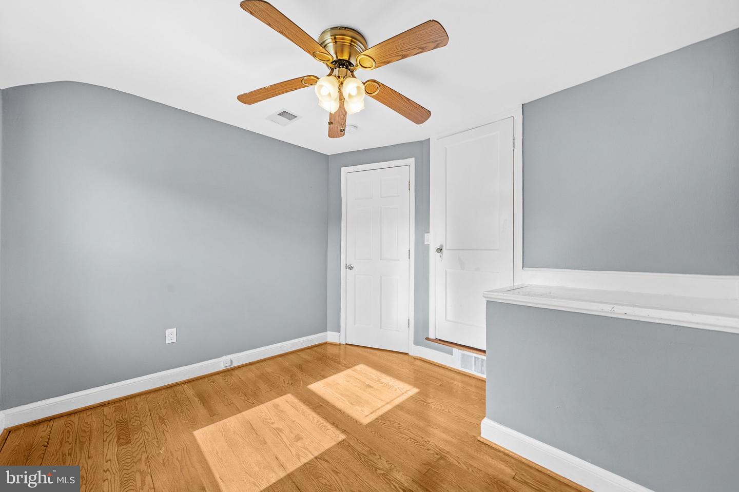2420 59th Property Photo 24
