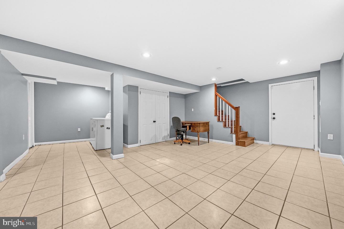 2420 59th Property Photo 37