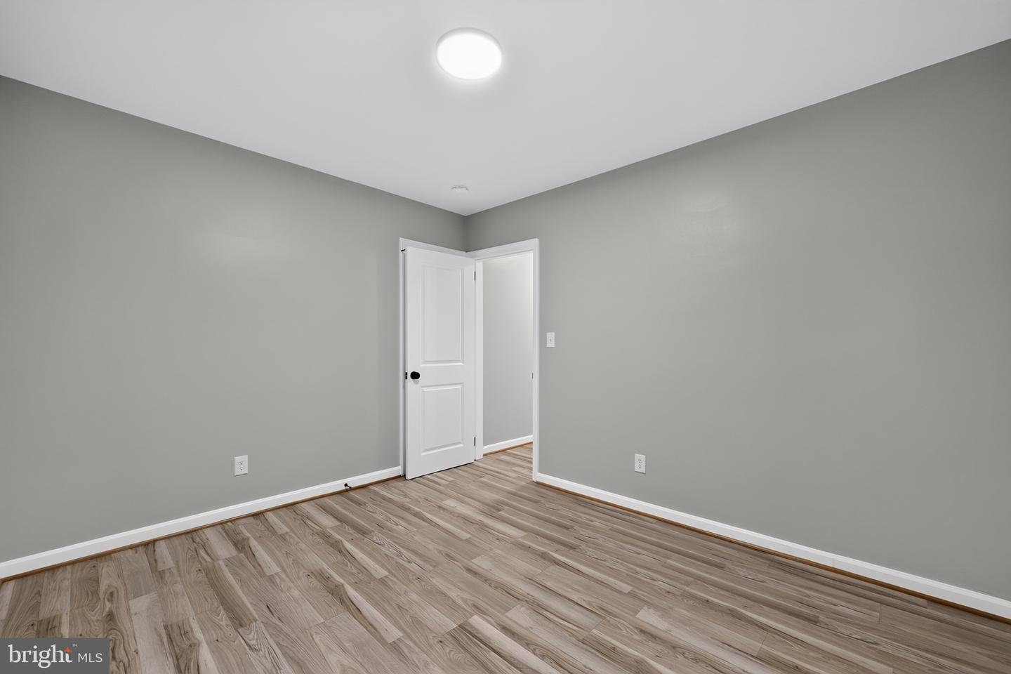 10904 Livingston Rd Property Photo 16