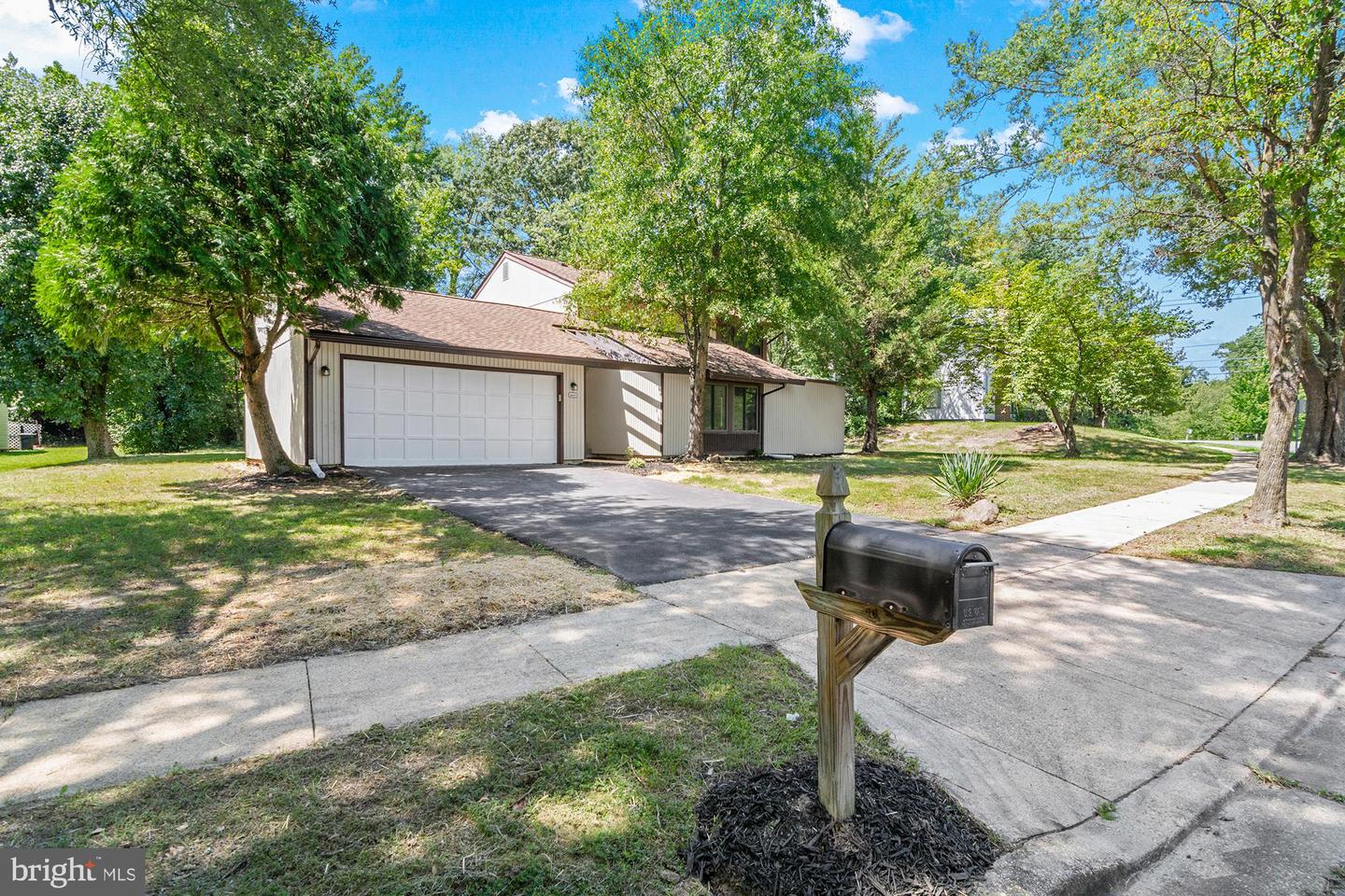 8605 Monmouth Dr Property Photo 2