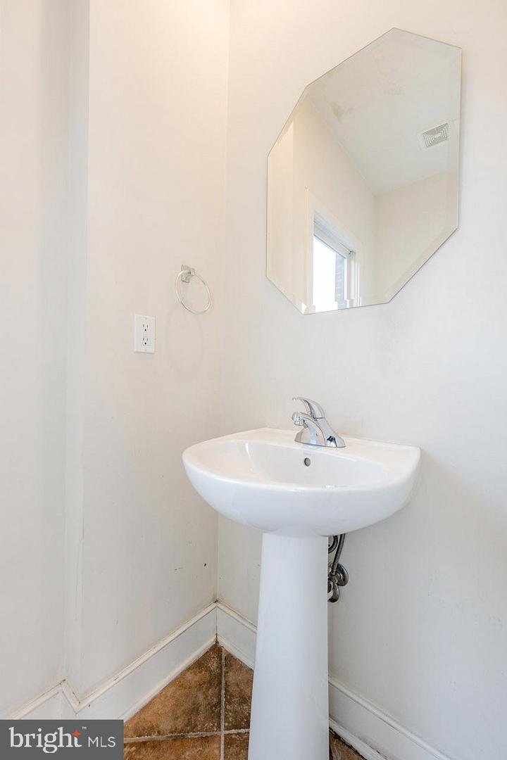 5610 Baltimore Ave Property Photo 22