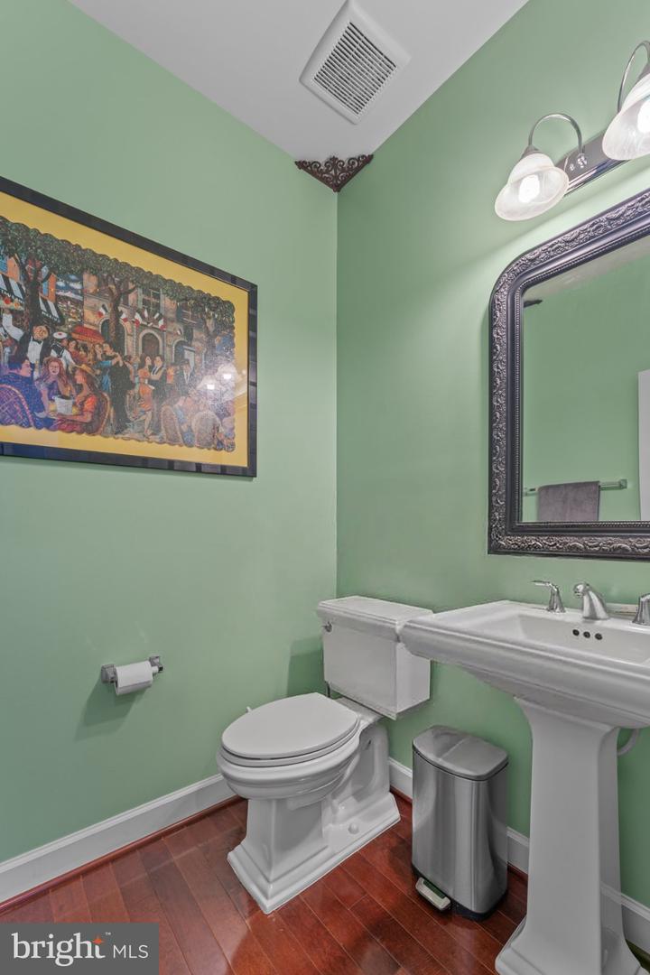 12904 Walkers Ln Property Photo 21