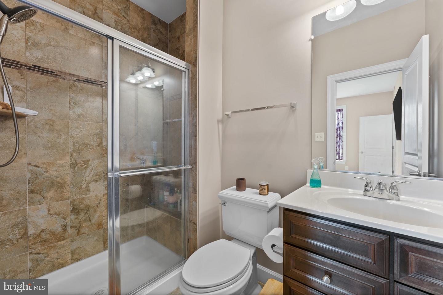 12904 Walkers Ln Property Photo 25