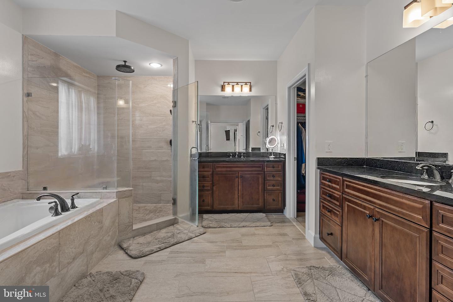 12904 Walkers Ln Property Photo 34