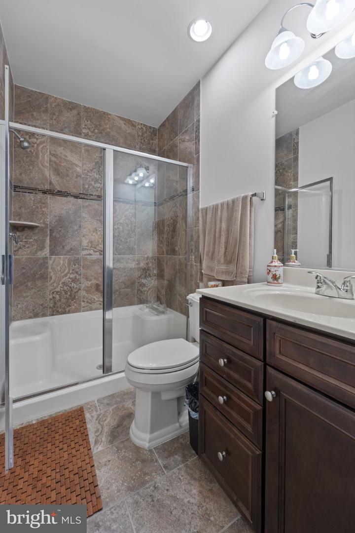 12904 Walkers Ln Property Photo 45