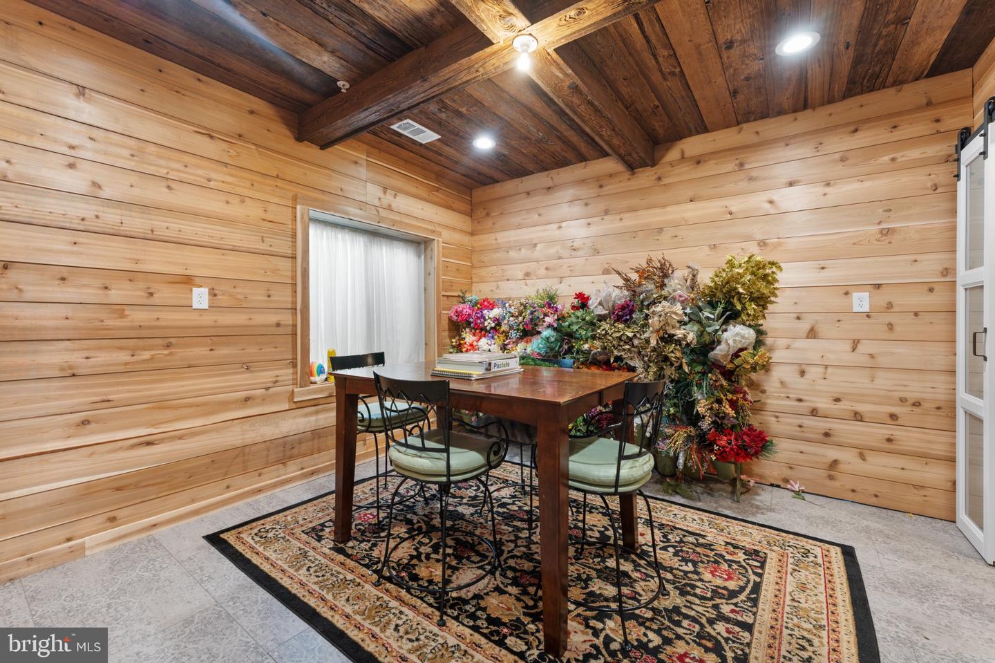 12904 Walkers Ln Property Photo 54
