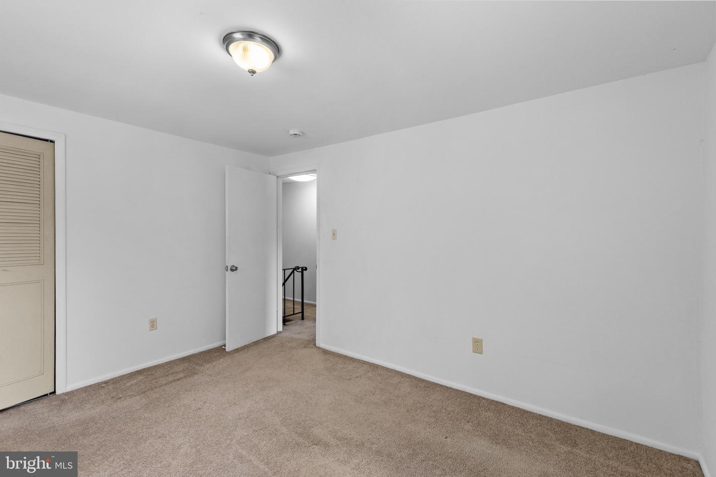 12000 Dove Cir Property Photo 21