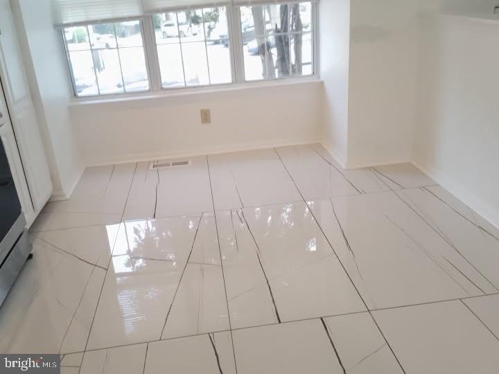 711 Faraway Ct Property Photo 10