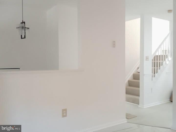 711 Faraway Ct Property Photo 35
