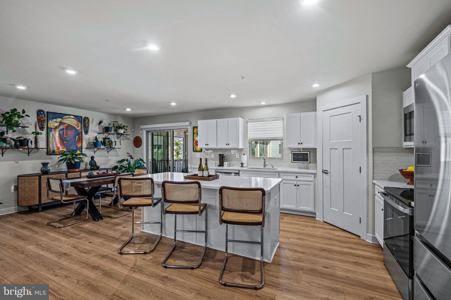 8406 Meadow Rock Ct Property Photo 8